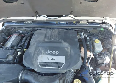 2016 Jeep Wrangler Unlimited Rubicon Hard Rock z USA, uszkodzony, nr VIN 1C4HJWFG7GL142538